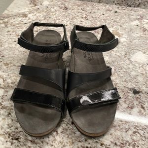 Naot black wedge sandals, size 9 US / EU 40
